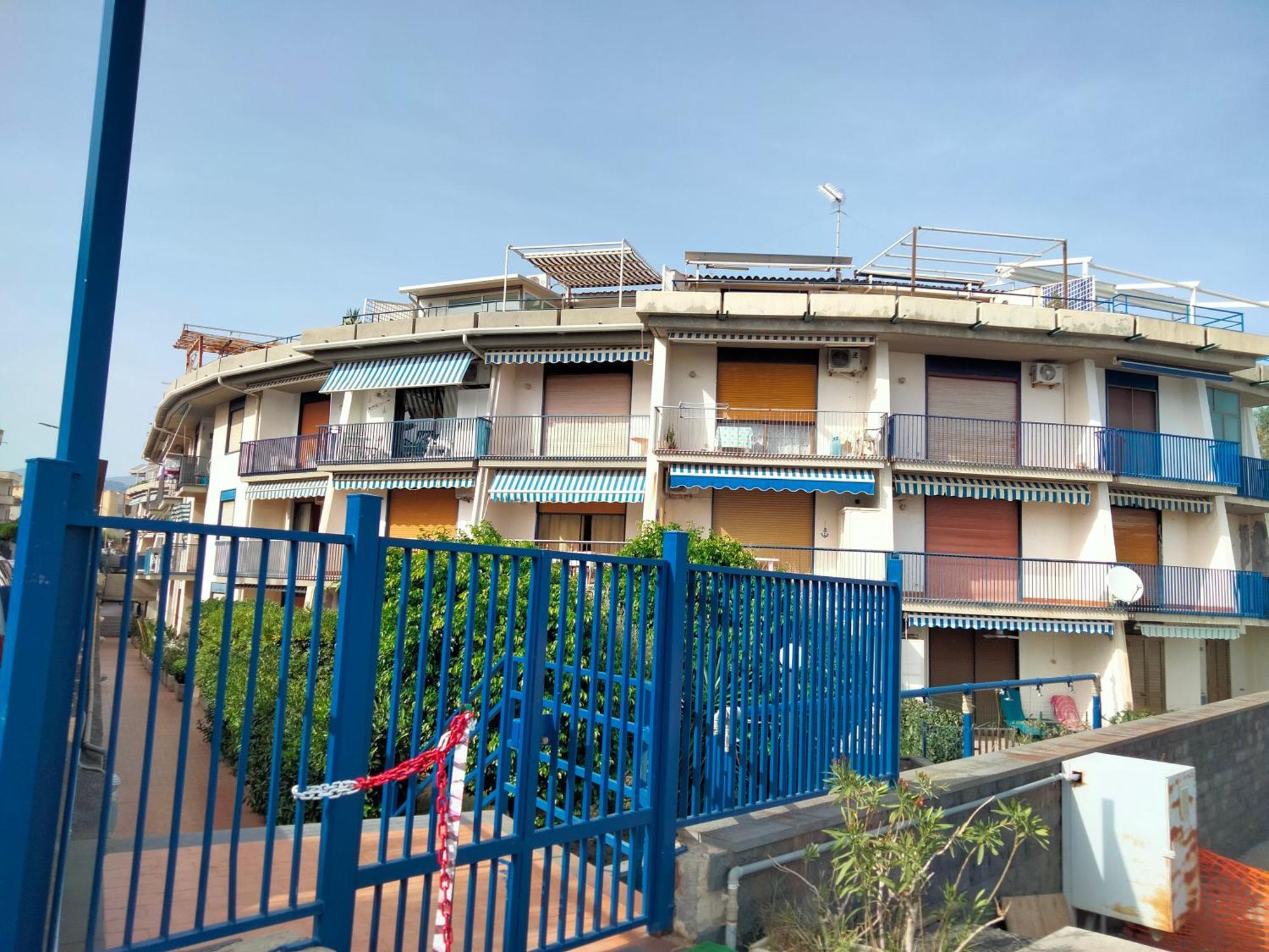 Villa Seaside Giardini Naxos Esterno foto